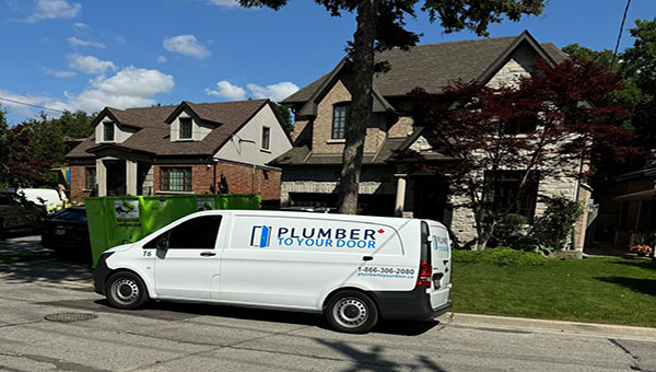 Emergency plumbing service in Toronto by Plumber To Your Door