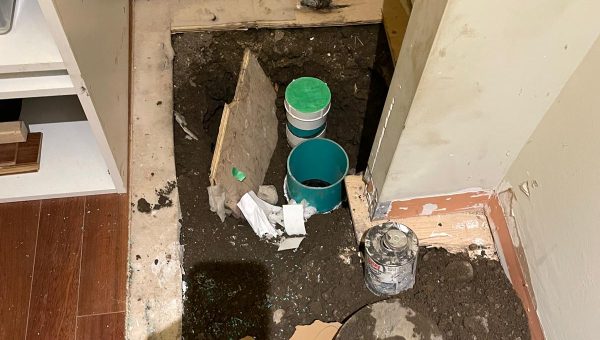 Backwater Valve Installation, Testing and Cleaning service by Plumber To Your Door of Mississauga