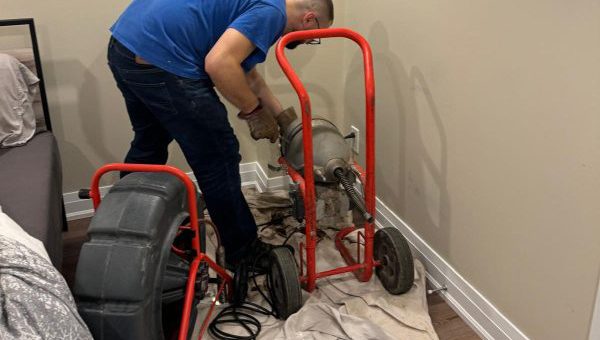 Emergency Plumbing Service in in Thornhill Ontario by Plumber To Your Door