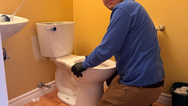 Toilet Installation & Repair in Scarborough, ON by Plumber To Your Door